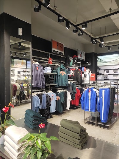 PUMA Store